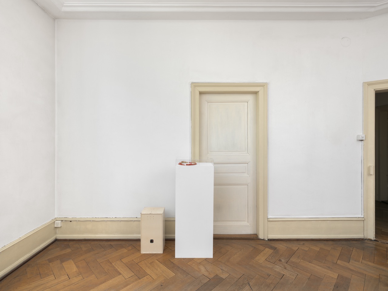 Installation view of Aisha Altenhofen, The Exact Opposite of Precision, Joseph Cuts, Basel